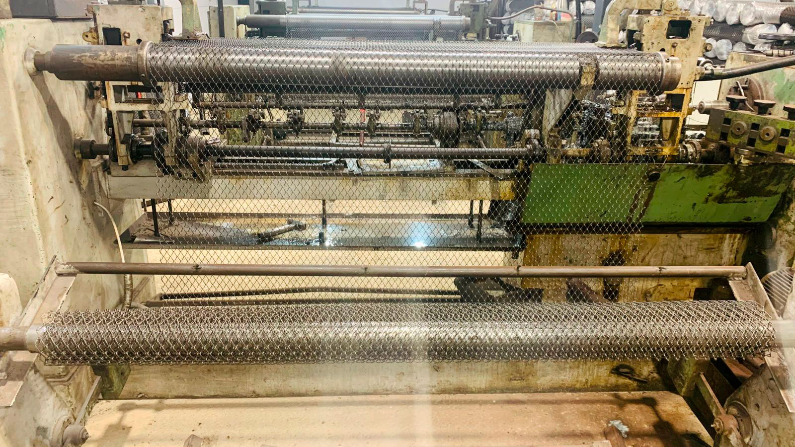 станок для выпуска сеткт рабица